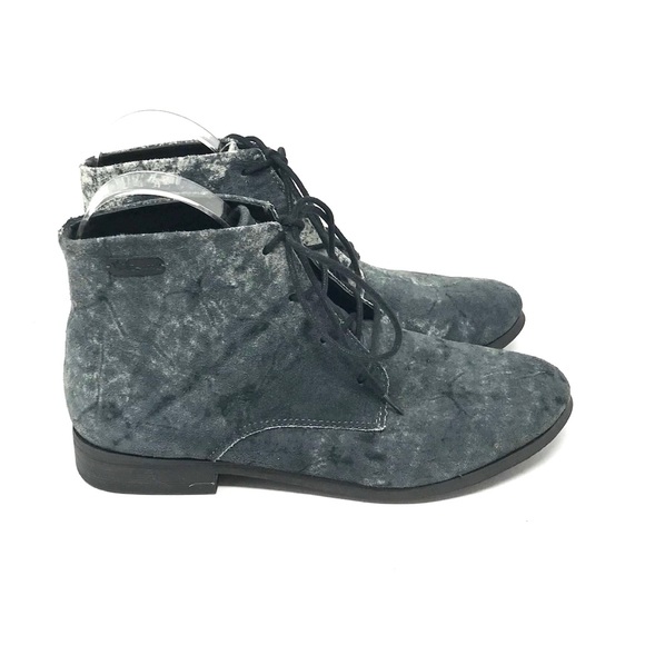 Volcom Lace-Up Booties - Picture 3 of 8